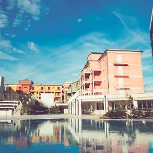 Ai Pozzi Village & Resort
